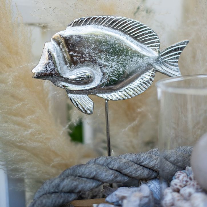 kohteita Koristekalat, merikoristeet, kala hopeametallia, luonnollinen väri H28,5cm