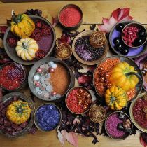 kohteita Väri hiekka 0,1mm - 0,5mm oranssi 2kg