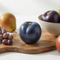 kohteita Luumunsininen keinohedelmäruokanukke Ø6,5cm