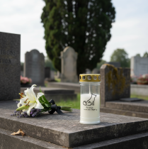 kohteita Grave light koiran hautakynttilä eläimille valkoinen Ø7cm K16,5cm