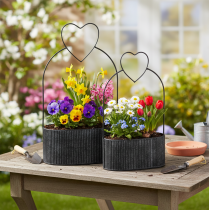 kohteita Koristeellinen soikea metallikulho sydämellä, musta, 20/16 cm, 2 kpl setti