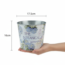 kohteita Pieni metallinen kukkaruukku/istutusruukku hortensialle, Ø17,5cm, korkeus16cm