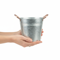 kohteita Metallinen kukkaruukku kahvoilla, koristeellinen ämpäri, Ø16cm K15cm
