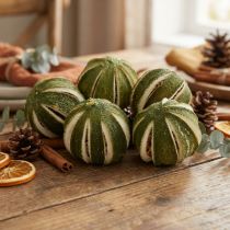 kohteita Kokonaiset vihreät limet 500 g