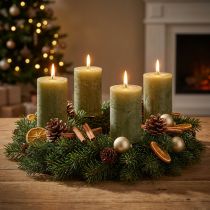 kohteita Yksiväriset oliivinvihreät pylväskynttilät 60 × 80 mm, 4 kpl pakkaus, koristeluun ja adventtiaikaan