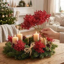 kohteita Keinomarjojen punainen koriste adventtiseppeleeseen 32cm 3 kpl nipussa