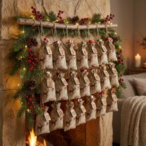 kohteita Adventtikalenteripussit peuranruskeat 12,5×20cm 24 kpl