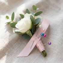 kohteita Helmipääneulat Ø6mm 65mm eri värejä