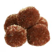 kohteita Pomponit kimaltelevanruskeilla 2,5cm pompomilla 2 pussia – 24kpl