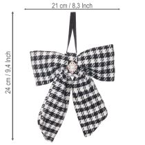 kohteita Ruutukuvioinen kangasrusetti rintakorulla ja henkarilla, 24 cm, 2 kpl