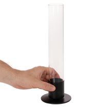 kohteita Kartiomainen kynttilänjalka lasisylinterillä. Yksinkertainen ja ajaton. 31 cm