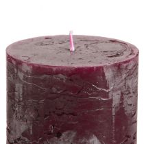 kohteita Burgundin väriset pylväskynttilät, 70x80 mm, 4 kpl, tyylikkääseen sisustukseen ja pitkään paloaikaan