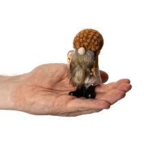 kohteita Tonttuhahmo parralla ja terävällä hatulla, 10 cm, 3 kpl
