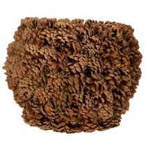 kohteita Koristeellinen istutusruukku käpyillä, luonnollinen ulkonäkö, 27 cm. Pyöreä käpyruukku, luonnonruskea, tehty kävyistä, 27 cm x 22 cm.