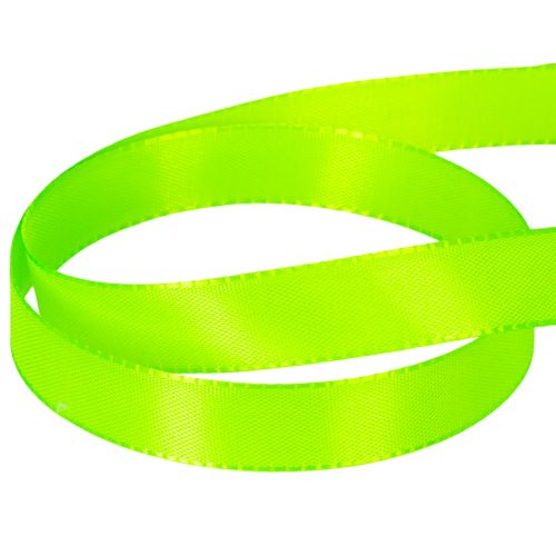 kohteita Lahjanauha, koristenauha. Sopii erityisesti tyylikkäisiin ja luoviin suunnitteluihin. 15 mm x 50 m