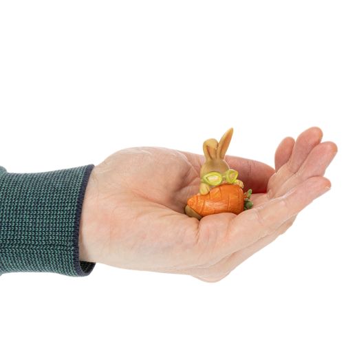 kohteita Koristeellinen kani porkkanalla, pääsiäispupun koristehahmot, 6 cm, 3 kpl