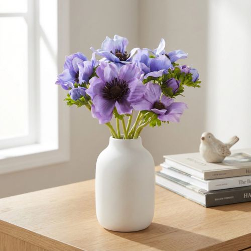 Tekokukkien kimppu: Anemone,