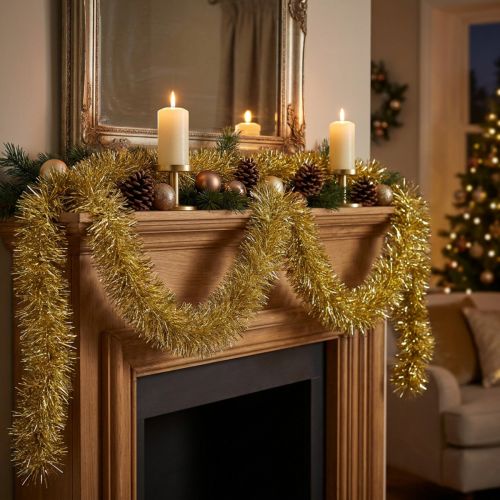Glamorous Golden Tinsel Garland 270cm – Täydellinen juhlallisiin ja tyylikkäisiin koristeisiin | Floristik24.fi