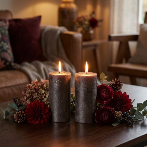 Premium-pöytäkynttiläsetti, 2 kpl, kuparinvärinen metallinhohto, Ø85 mm, korkeus 120 mm - Elegantti pöytäkoristekynttilä | Floristik24.fi