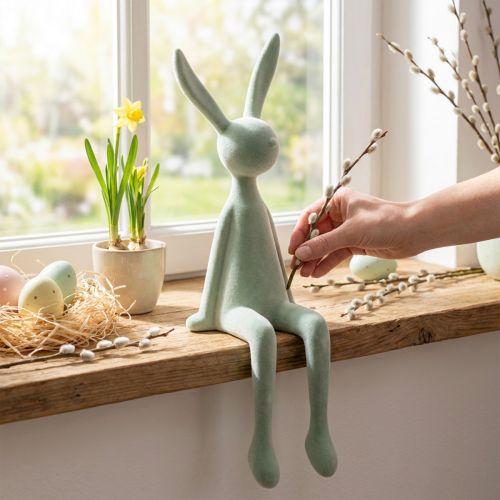 Pääsiäispupun hyllytuoli, istuva kani, parvella koristeltu, harmaanvihreä, 56 cm | Floristik24.fi
