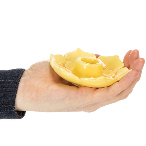 kohteita Keraamiset kynttilänjalat, koristeellinen kukkamuoto tyylikkääseen pöytäkoristeeseen, 11 cm, 2 kpl