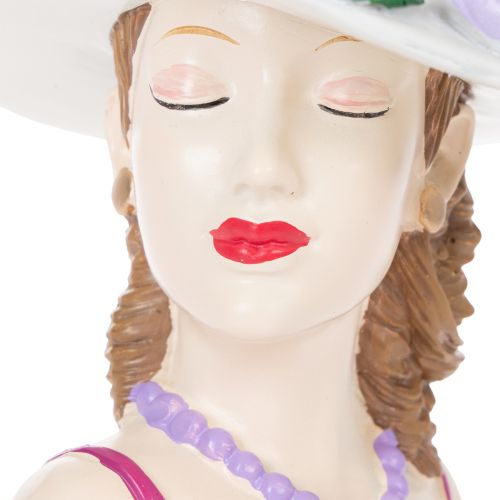 kohteita Kukkamaljakko nainen hatussa kukkien kanssa ruukkukoriste sisä- ja ulkokäyttöön 20cm