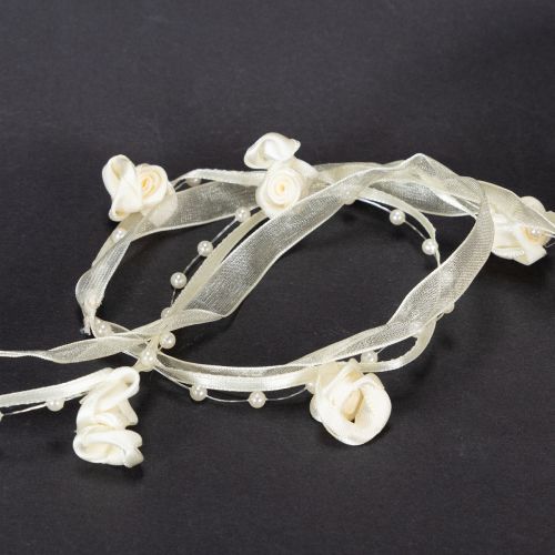 kohteita Valentino-nauha, kermanvärinen, 15 mm, 5 m