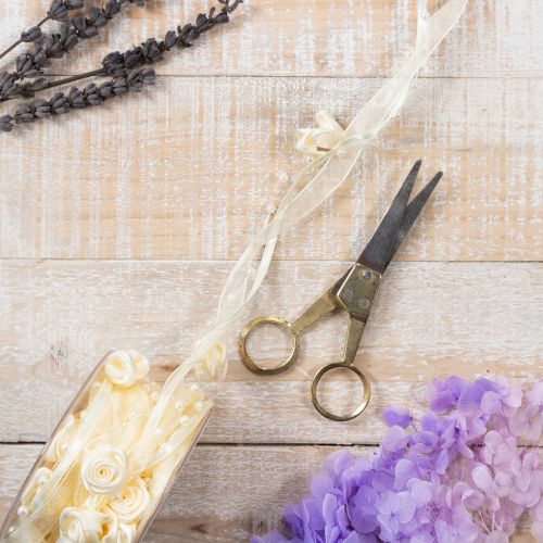 kohteita Valentino-nauha, kermanvärinen, 15 mm, 5 m