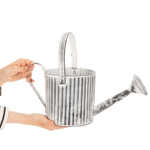 Vintage-istutusruukku Ø17cm, koristeellinen kastelukannu, metallinen ruukku shabby chic -tyyliin | Floristik24.fi