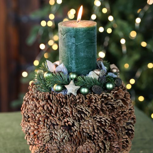 Koristeellinen istutusruukku käpyillä, luonnollinen ulkonäkö, 27 cm. Pyöreä käpyruukku, luonnonruskea, tehty kävyistä, 27 cm x 22 cm. | Floristik24.fi
