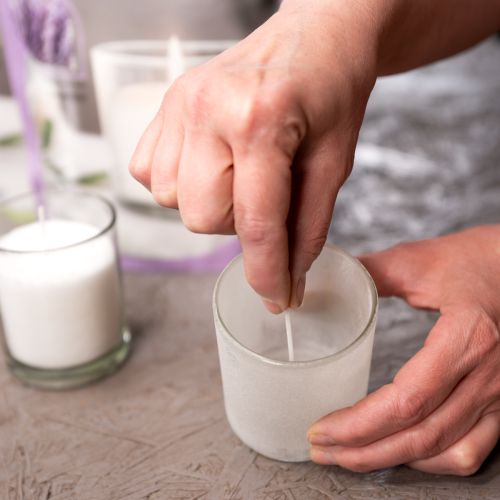 kohteita Vaharakeinen kynttilä hiekkasydän sitruunaruohon tuoksu 400g