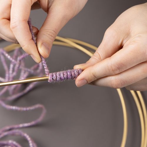 kohteita Villanarua vaaleanpunaisella ja kultaisella langalla, 5 m x 5 mm langalla, koristeluun ja askarteluun