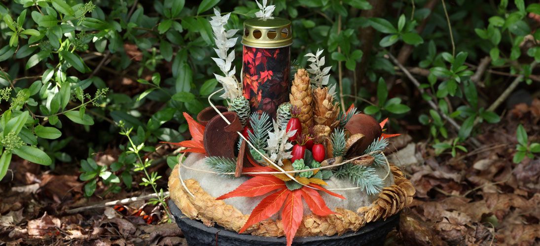 Hautakynttilät ja LED-valot