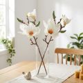 Magnolia Valkoiset tekokukkasilmut Koristeoksa K40cm 2kpl | Floristik24.fi