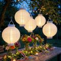 Lyhty LED aurinkopaneelilla 20cm valkoinen | Floristik24.fi