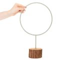 Koristeellinen metallinen rengas puisella jalustalla pöytäkoristeeseen, 43 cm | Floristik24.fi
